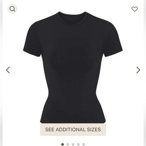 SKIMS Fits Everybody Tee